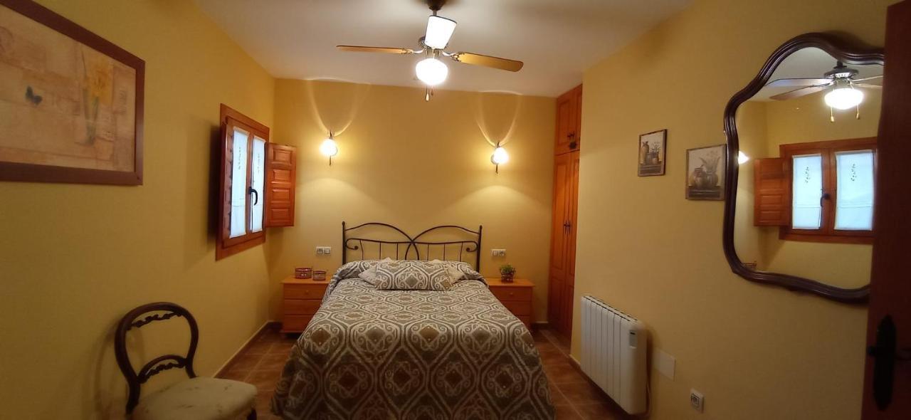 Casa Camille.Villares エルチェ・デ・ラ・シエラ エクステリア 写真