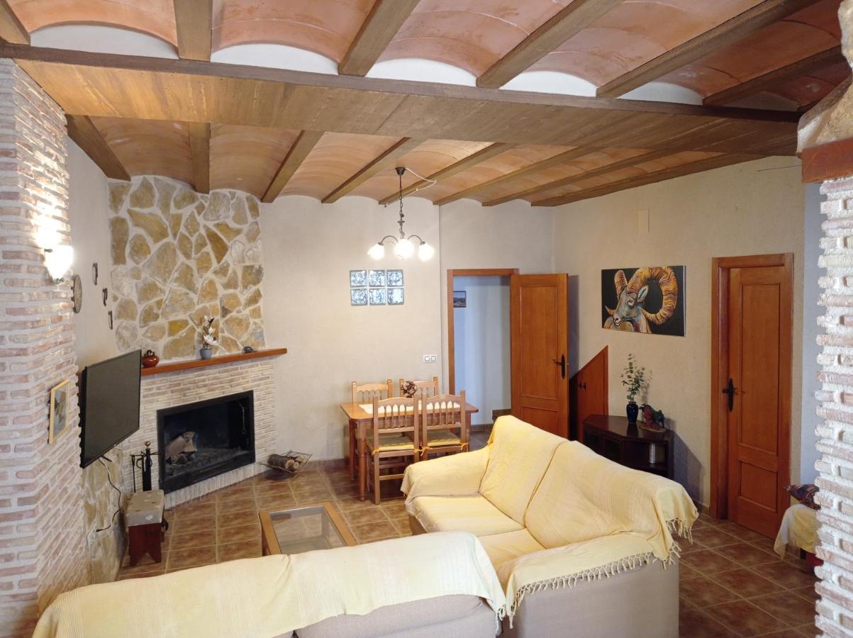 Casa Camille.Villares エルチェ・デ・ラ・シエラ エクステリア 写真